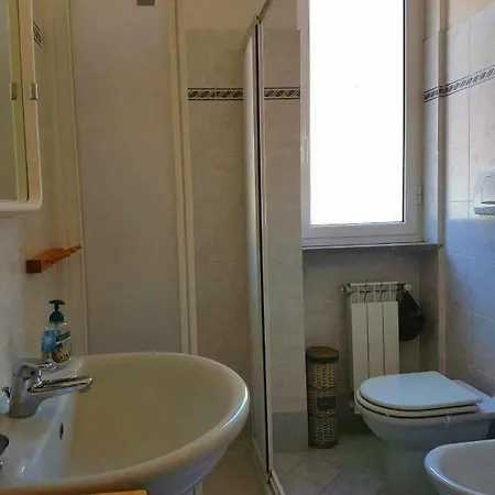 Βίλα Deiva Marina *